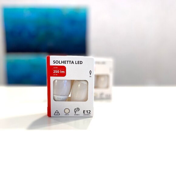 IKEA Solhetta LED lightbulbs. 4 each 250 lm, and 4 each 450 lm - Picture 7 of 12